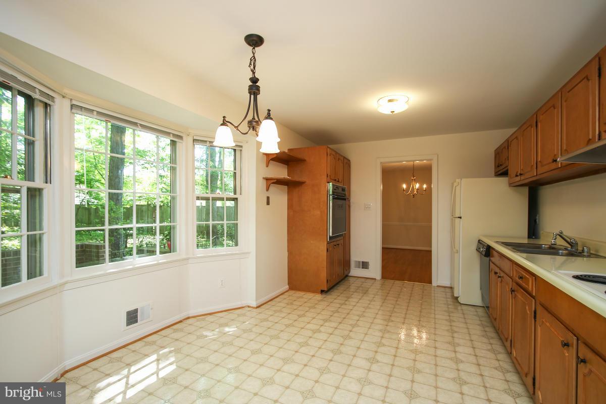 WOODLEY GARDENS - Residential