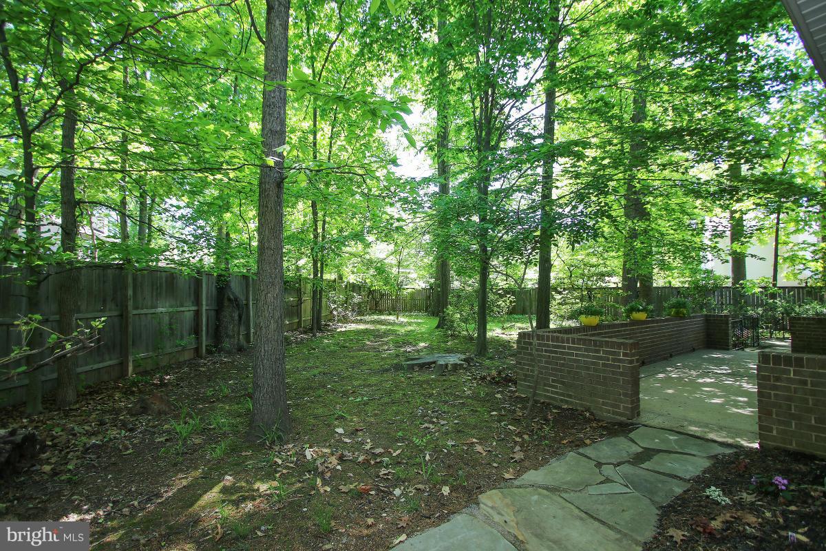 WOODLEY GARDENS - Residential