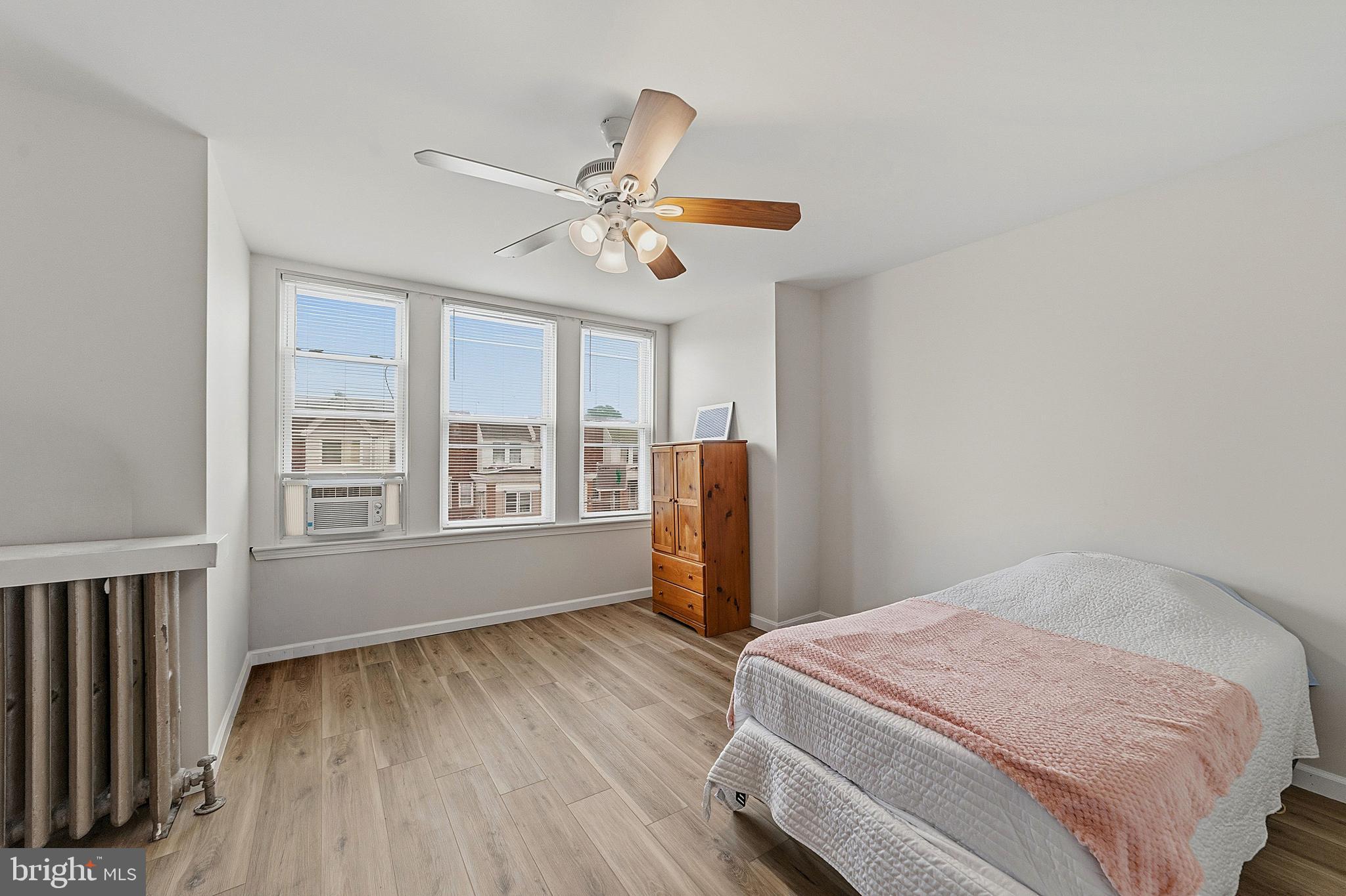 OLNEY - Residential
