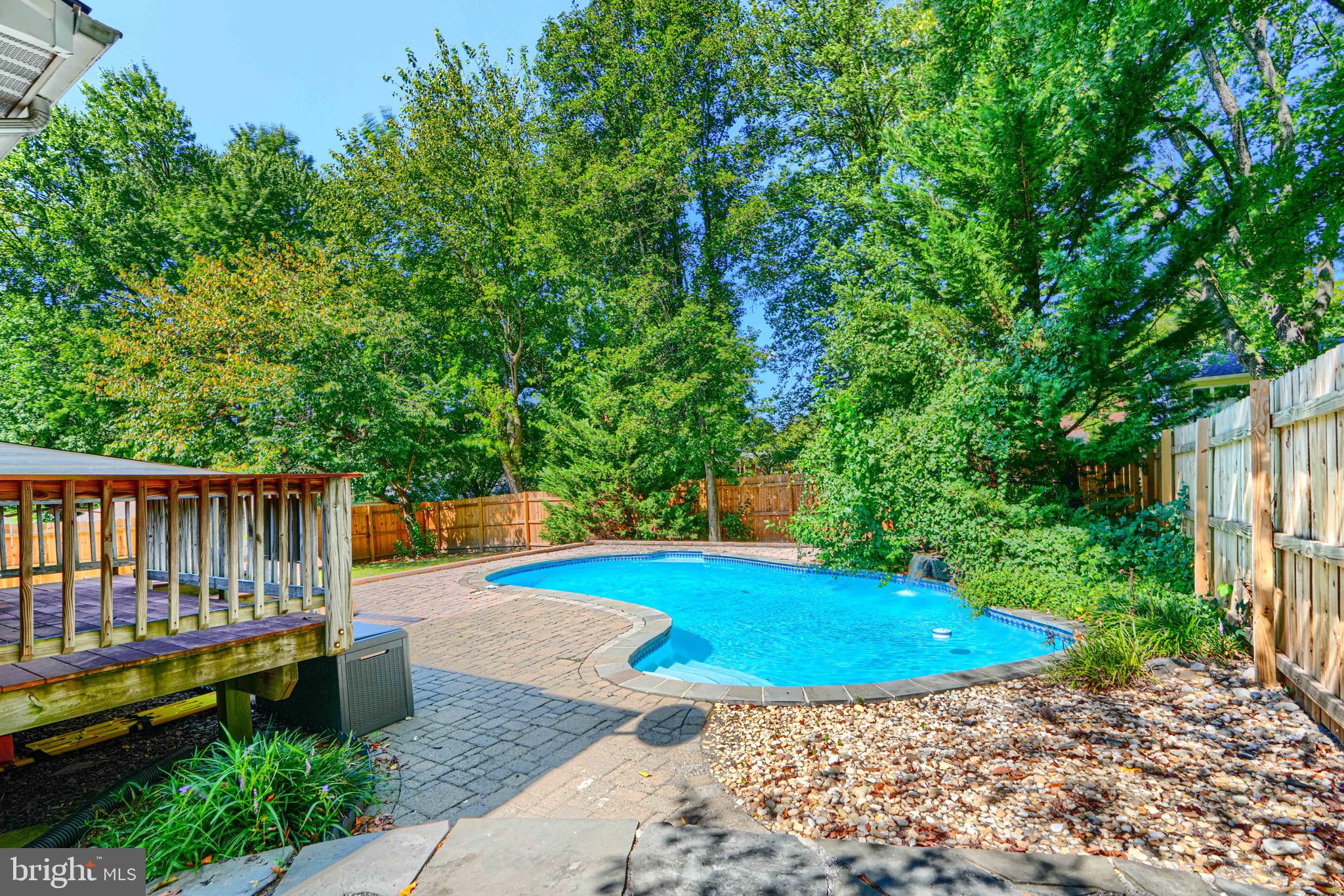 NORTHWEST BRANCH ESTATES - Residential