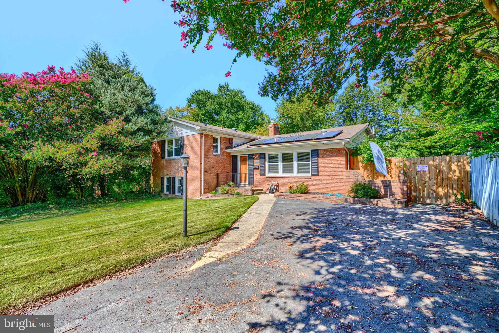 NORTHWEST BRANCH ESTATES - Residential