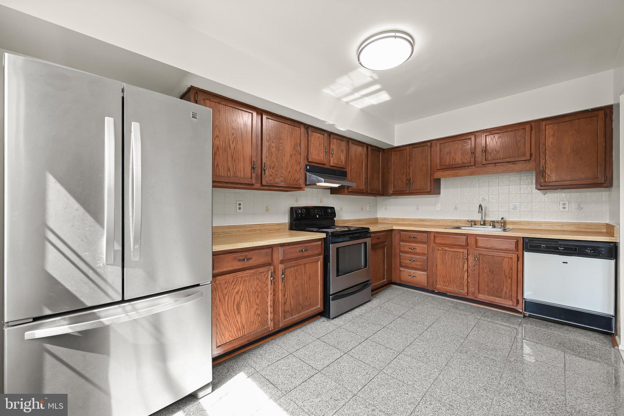 BROADFIELD AT WILTON FARM - Residential
