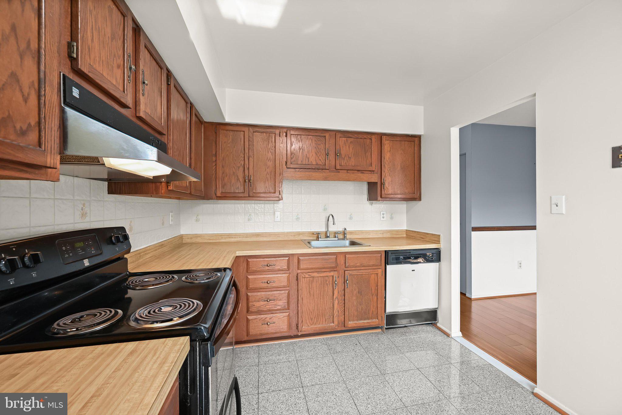 BROADFIELD AT WILTON FARM - Residential
