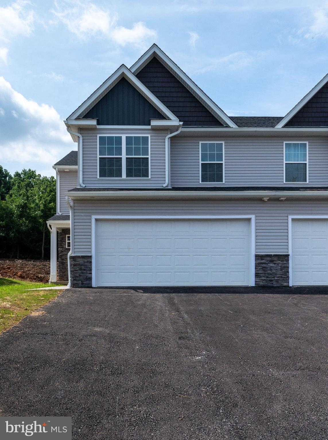 TEMPLE TERRACE - Residential