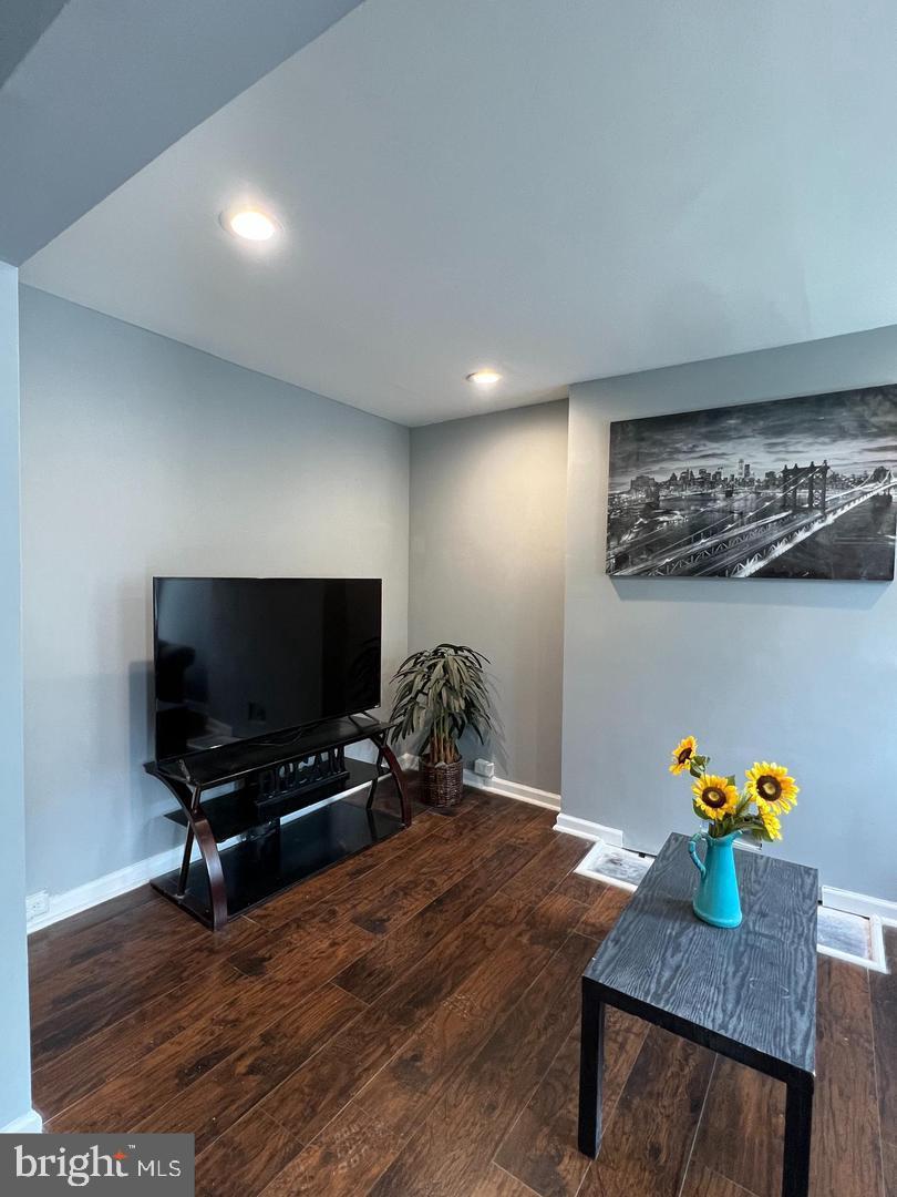 BARCLAY - Residential