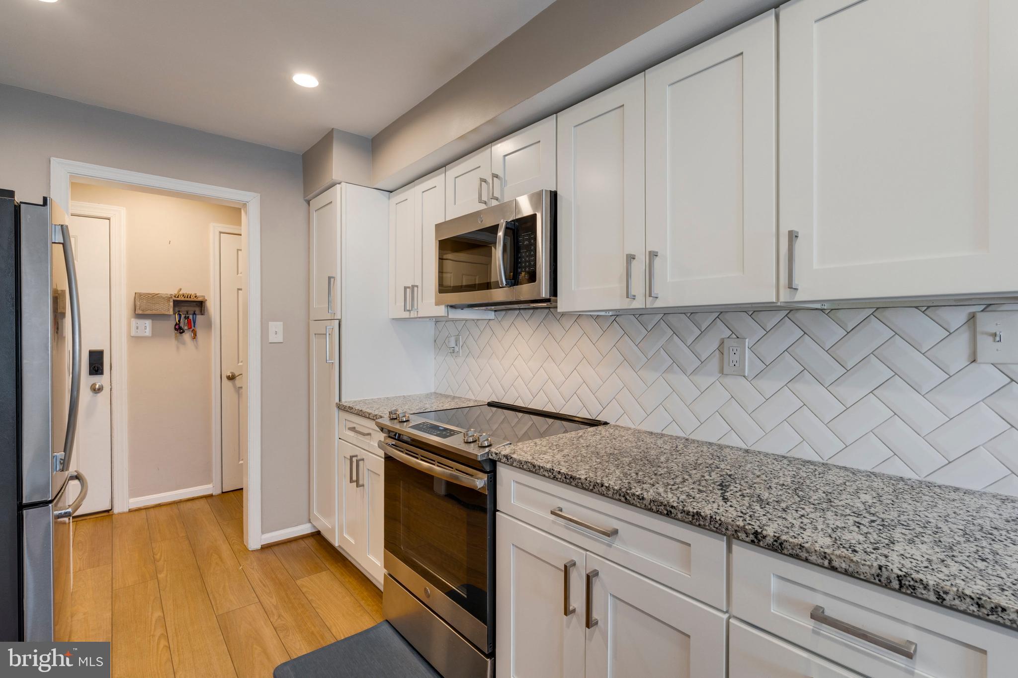 BAILEYS CROSSROADS - Residential