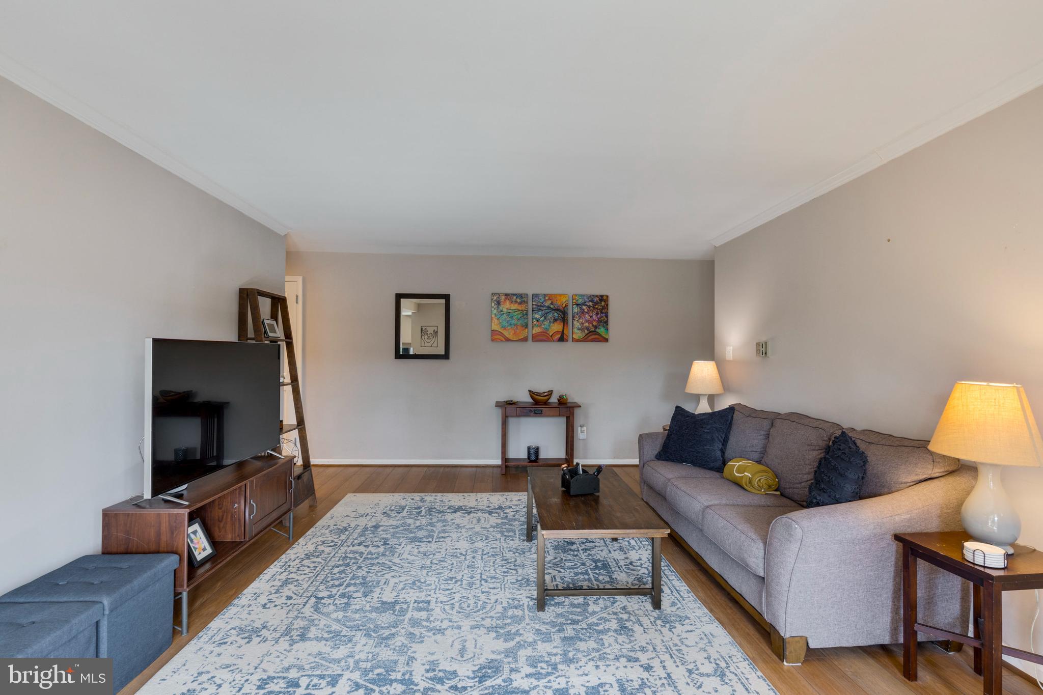 BAILEYS CROSSROADS - Residential