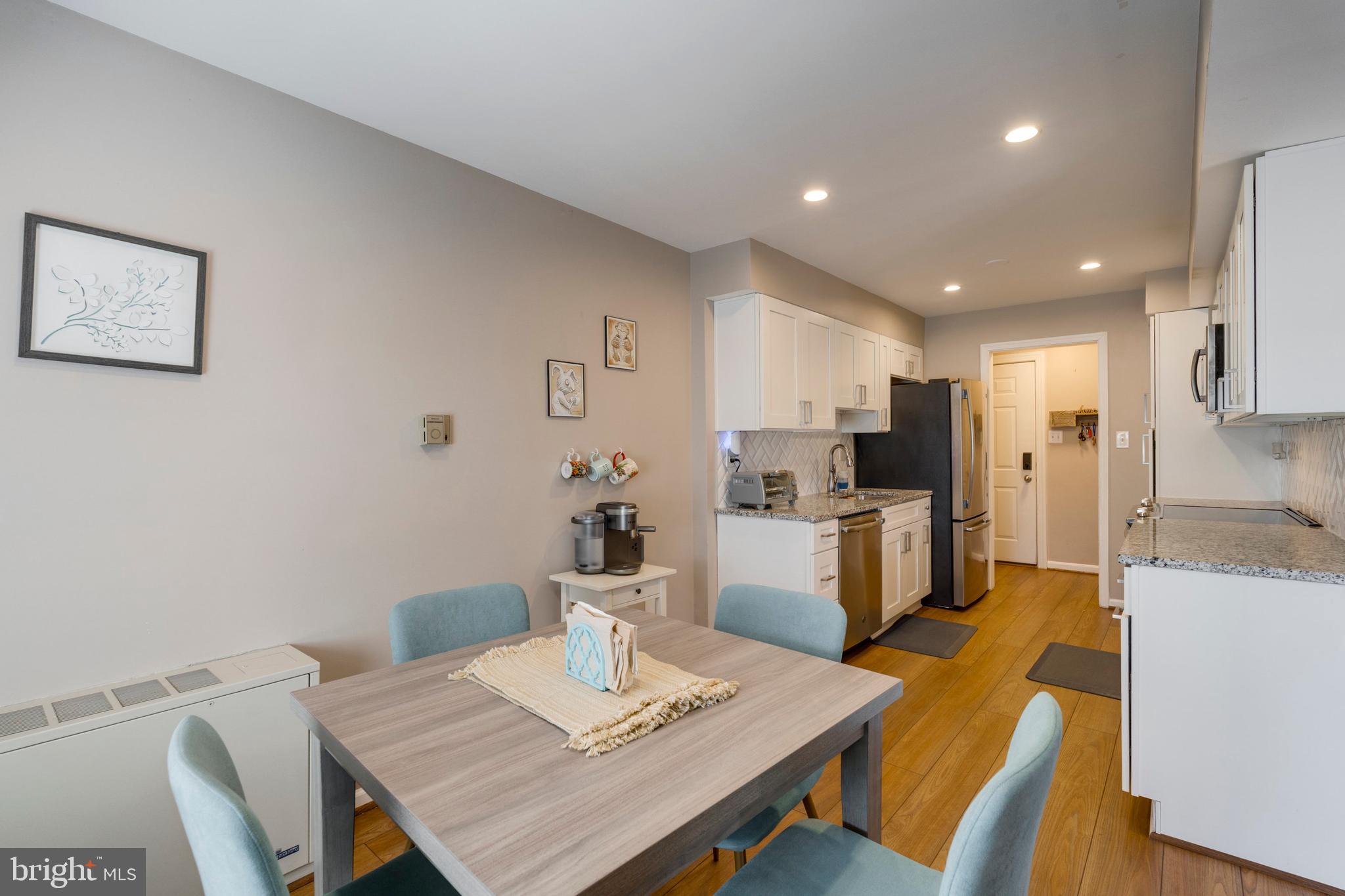 BAILEYS CROSSROADS - Residential