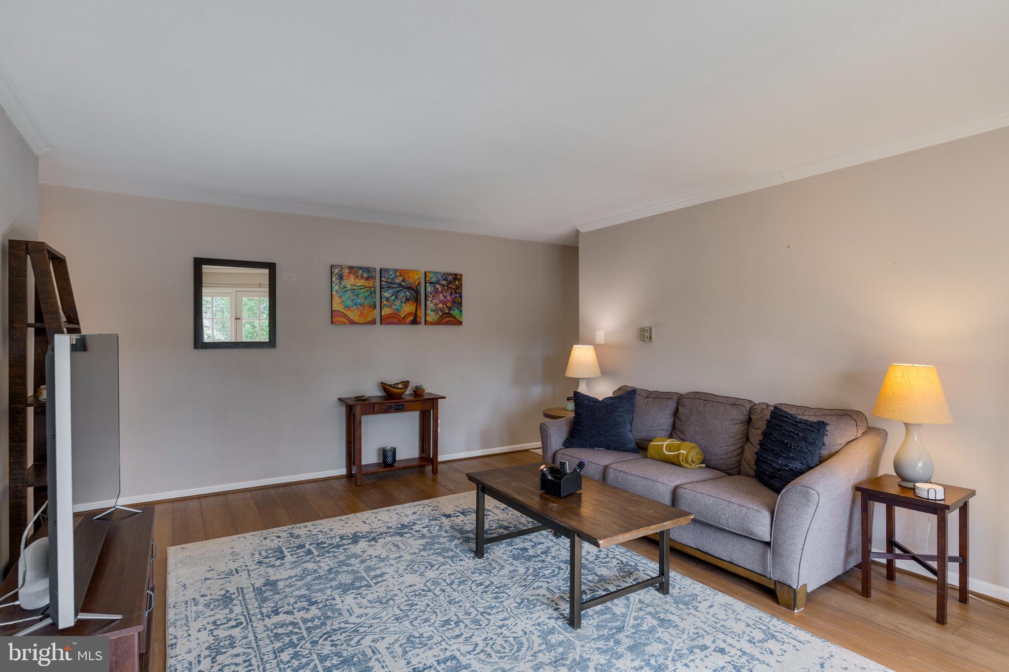 BAILEYS CROSSROADS - Residential