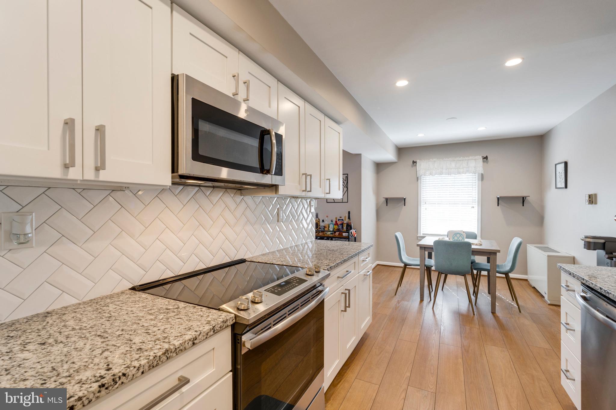BAILEYS CROSSROADS - Residential