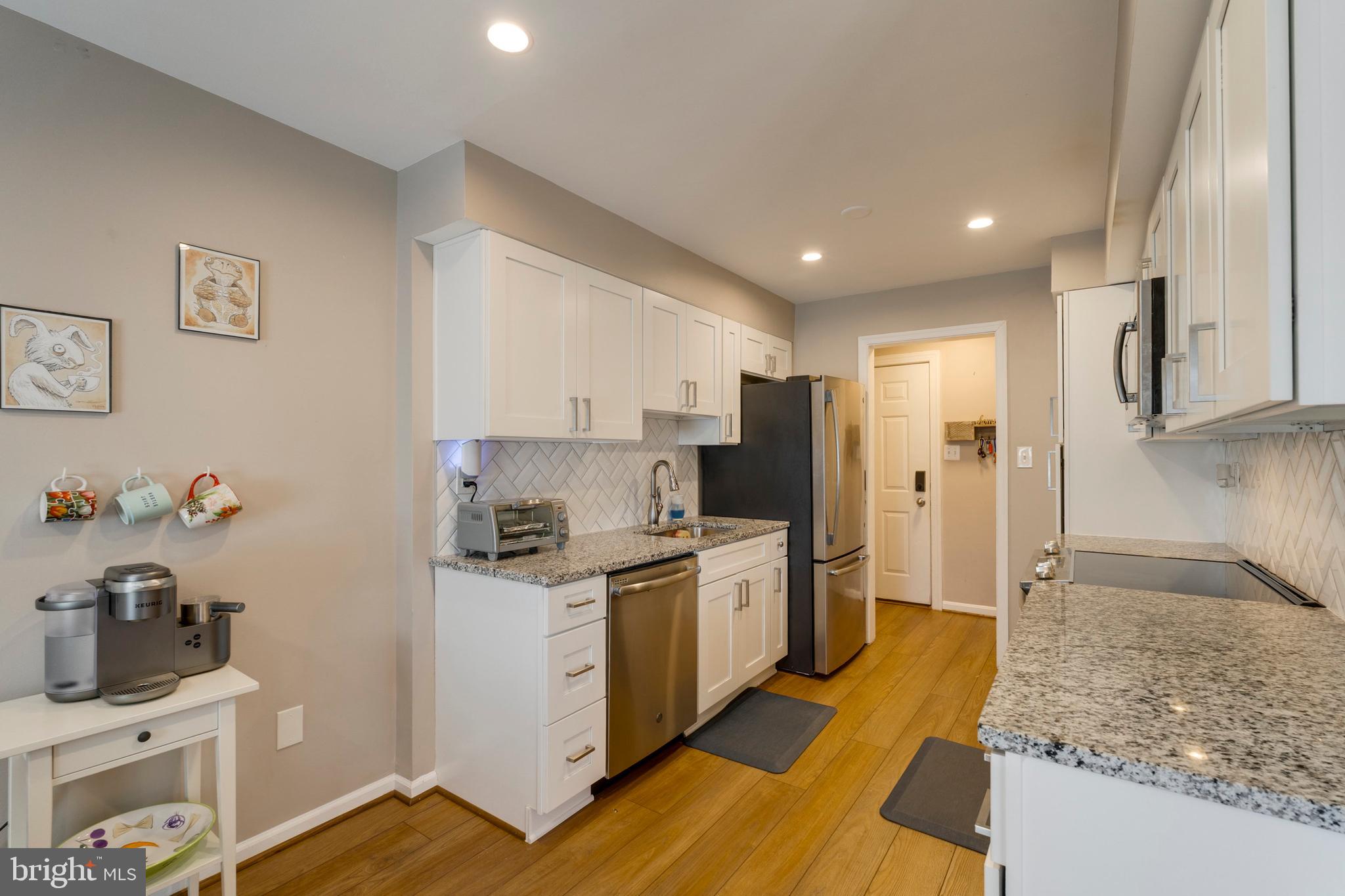 BAILEYS CROSSROADS - Residential