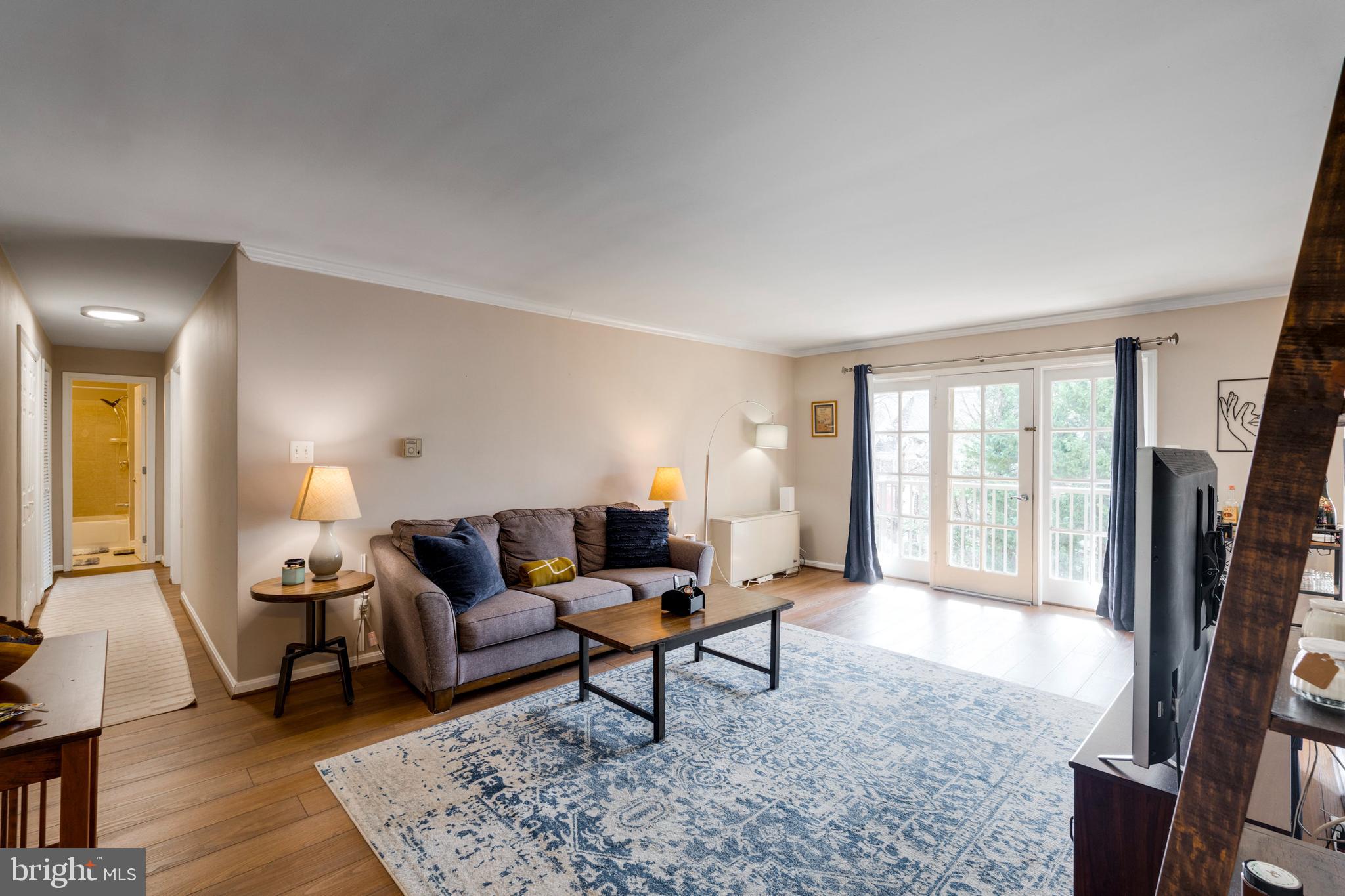 BAILEYS CROSSROADS - Residential