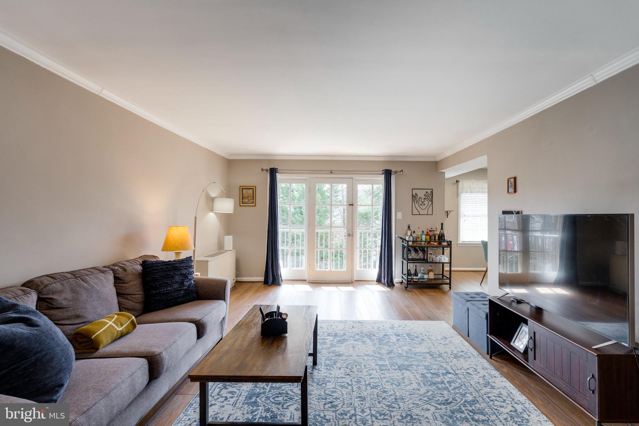 BAILEYS CROSSROADS - Residential
