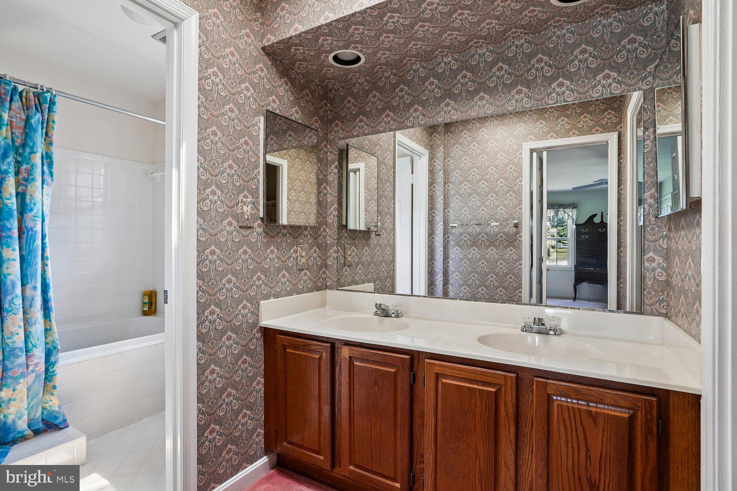 WESTRIDGE - Residential