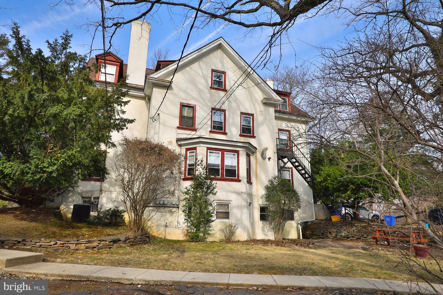 ELLIGER PARK - Residential Income