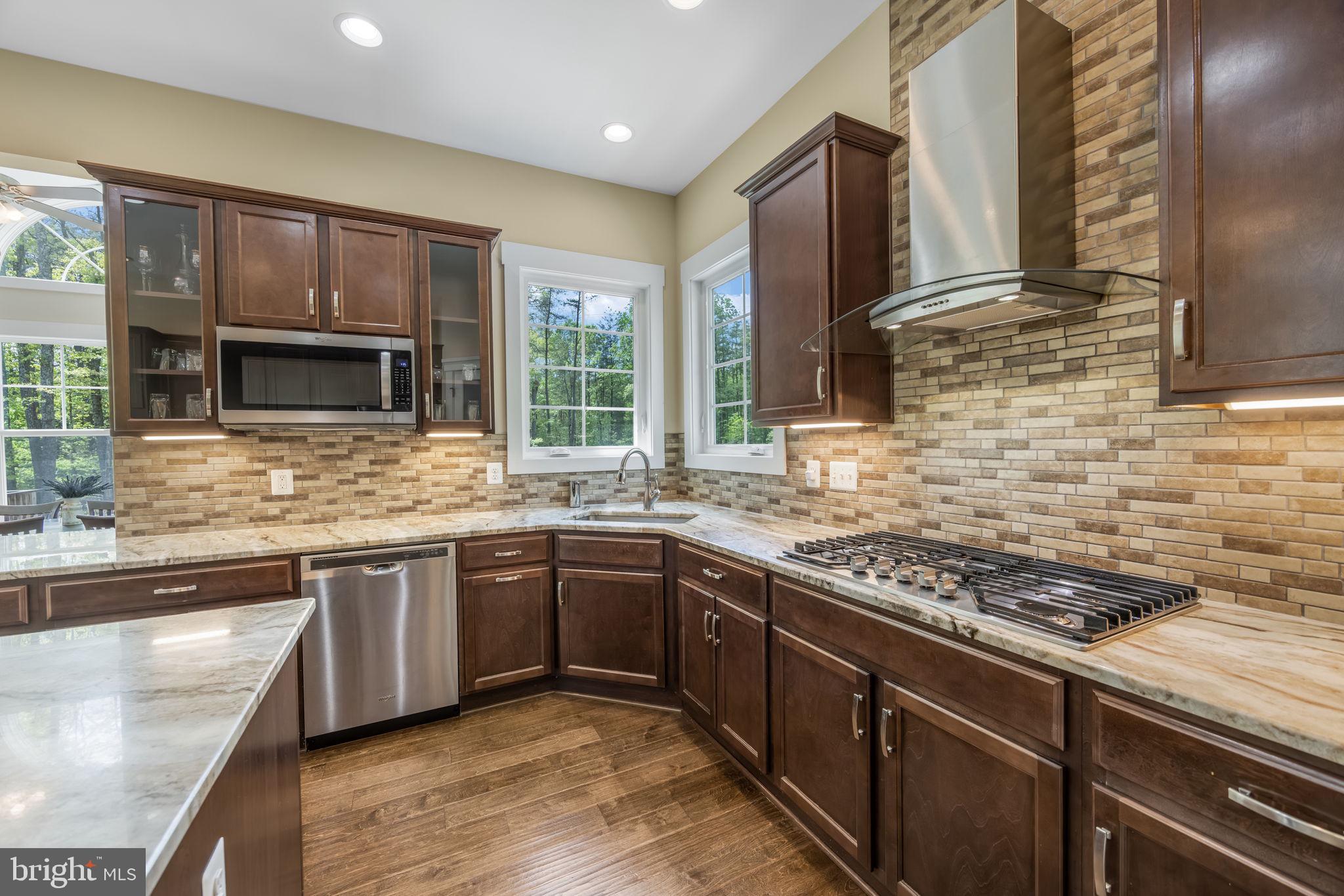 SULLIVAN ESTATES - Residential