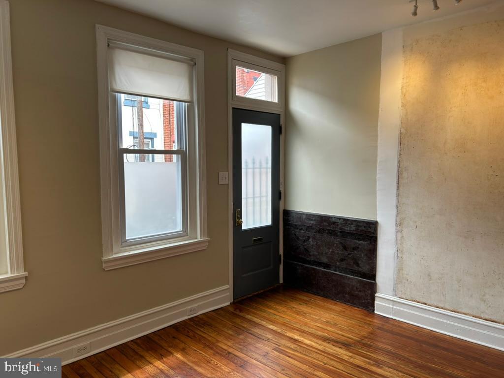 WEST KENSINGTON - Residential