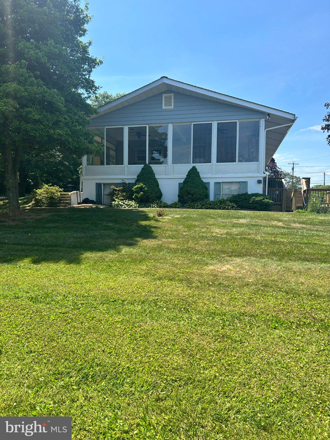 BIRD HILL - Residential