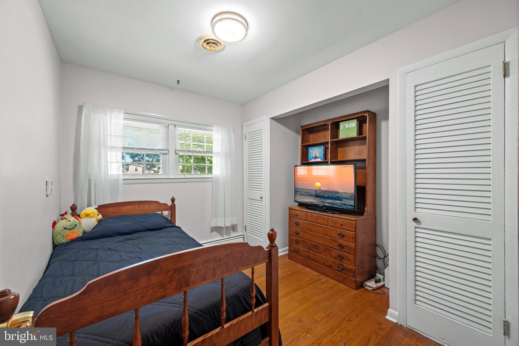 BIRD HILL - Residential