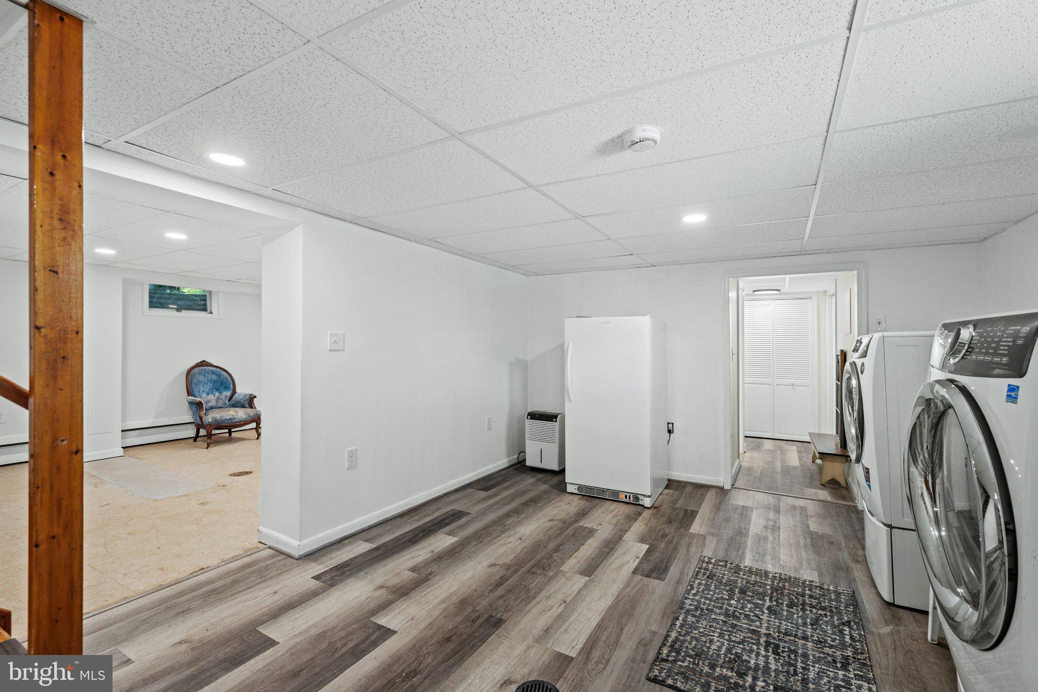 BIRD HILL - Residential