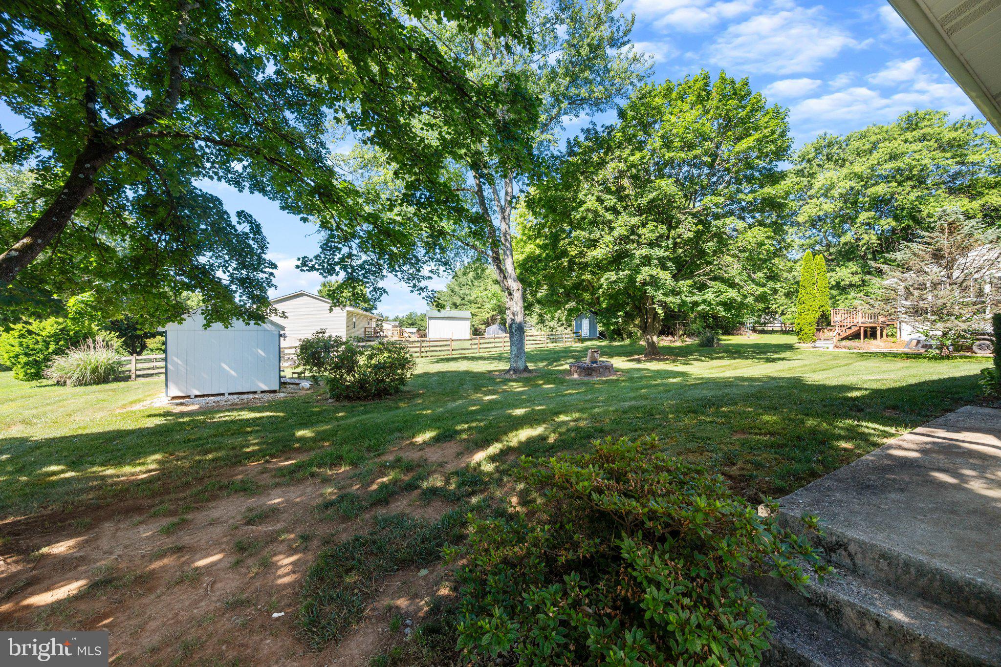 BIRD HILL - Residential