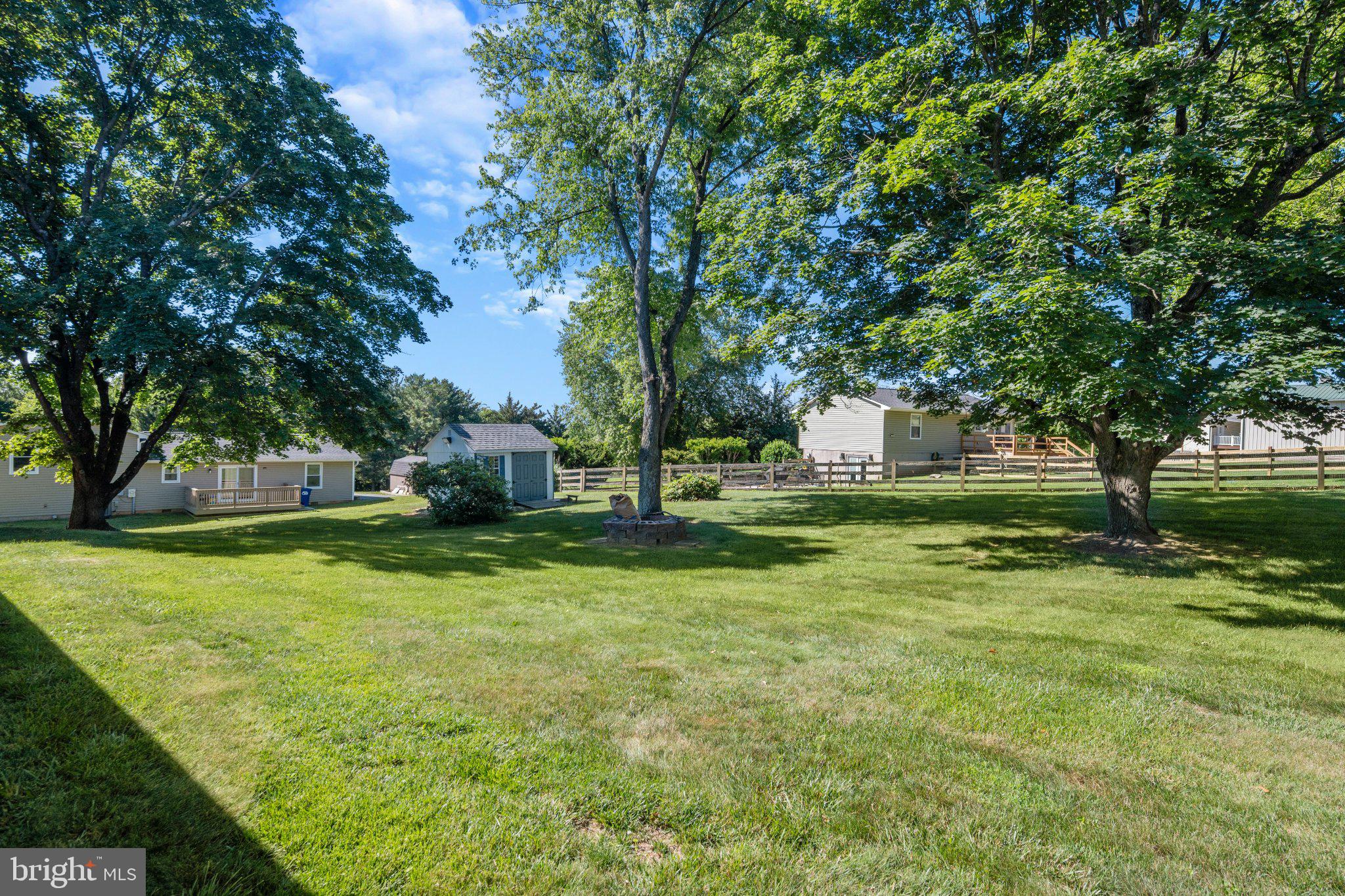 BIRD HILL - Residential