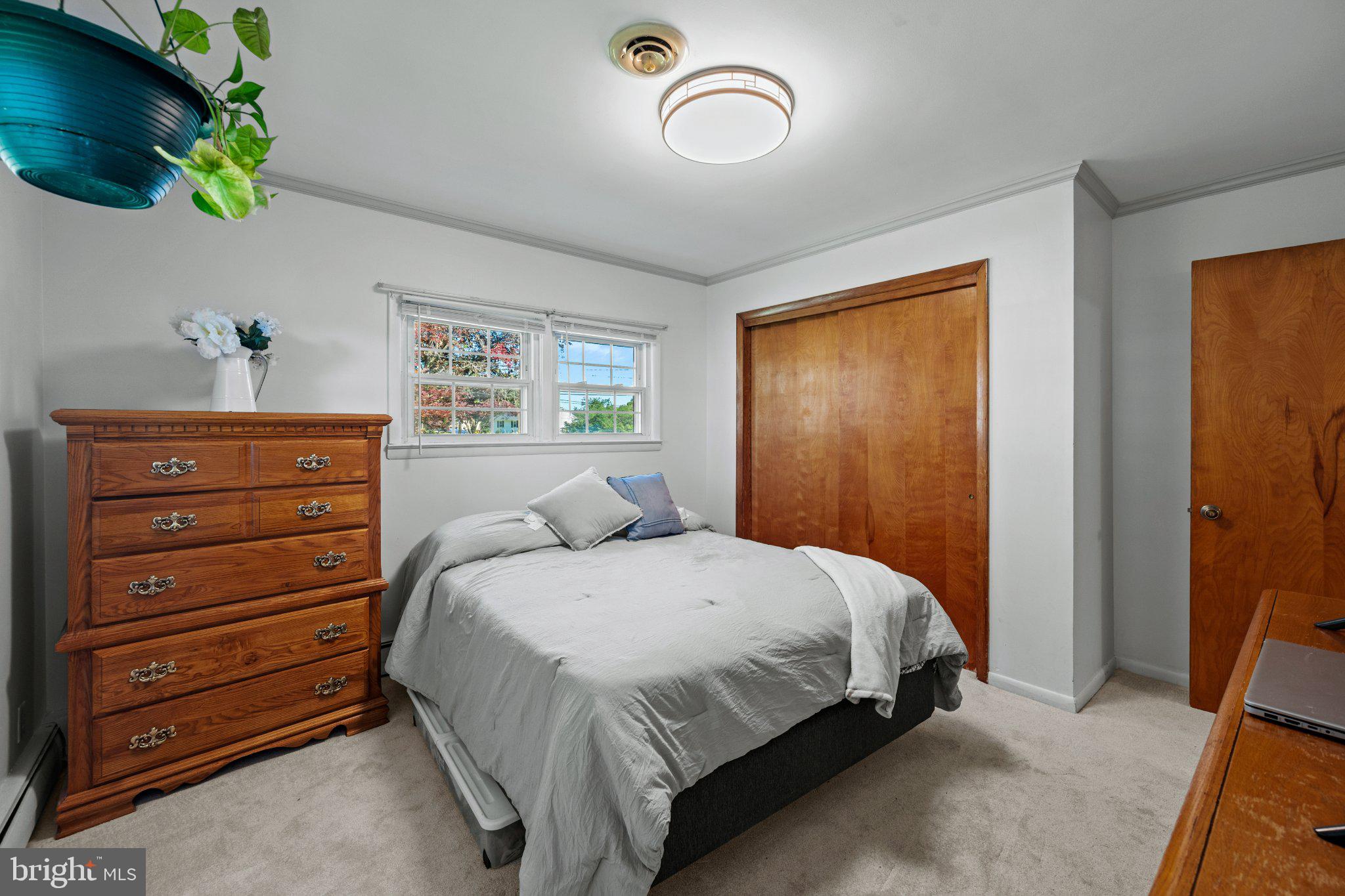 BIRD HILL - Residential