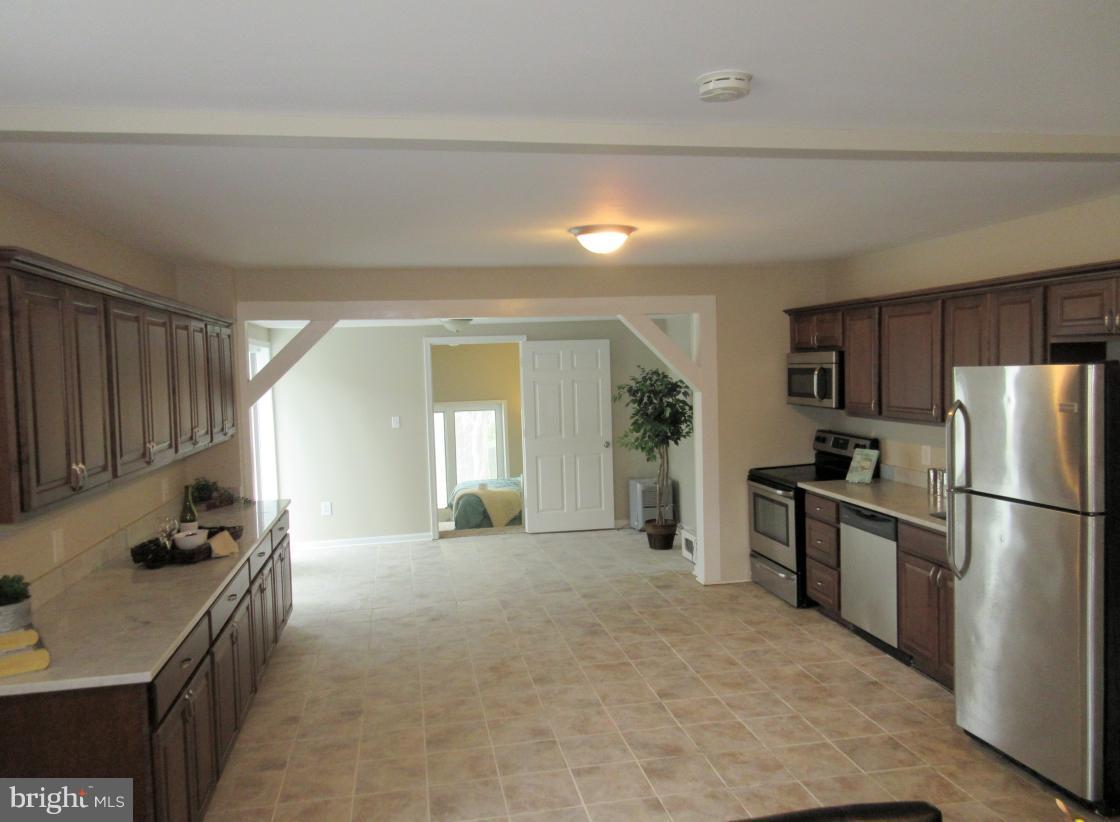 CHESAPEAKE TERRACE - Residential