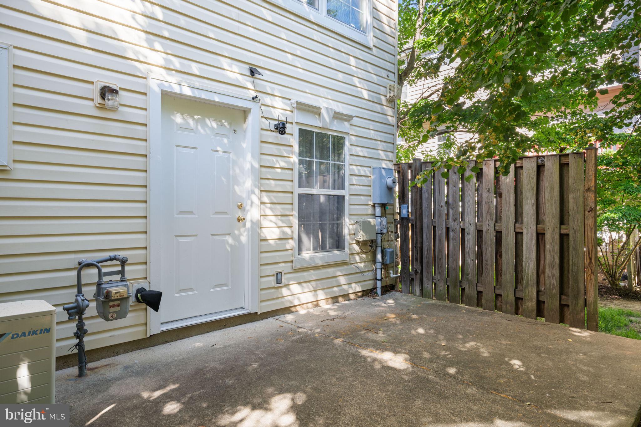 PARKSIDE AT DULLES - Residential