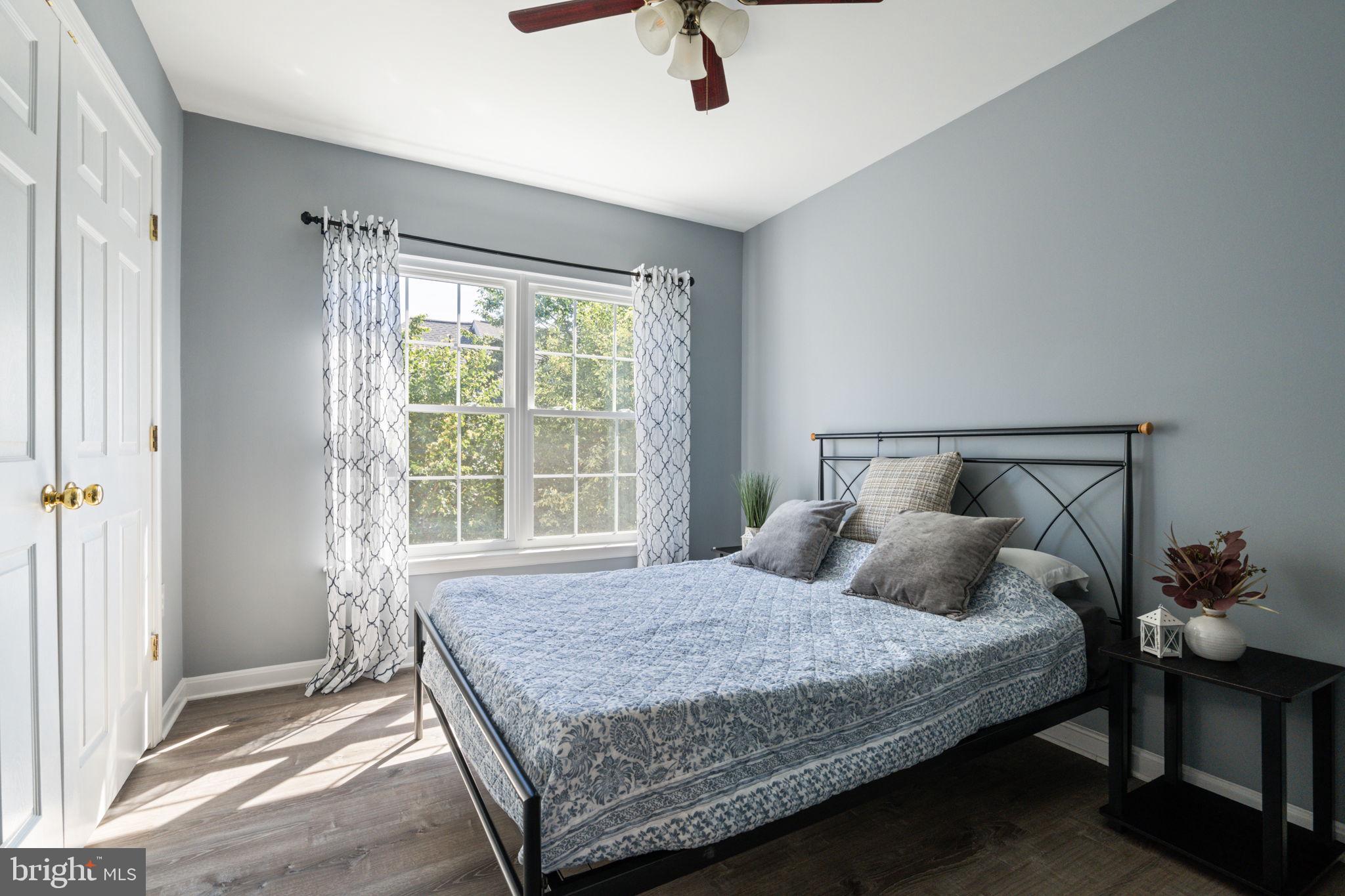 PARKSIDE AT DULLES - Residential