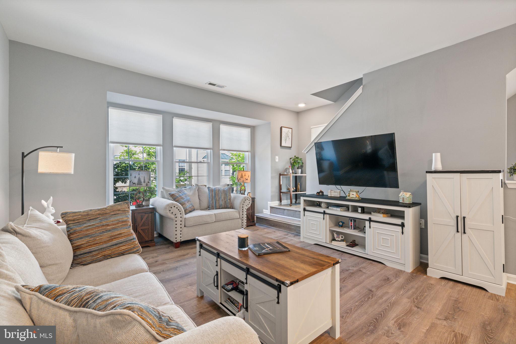 PARKSIDE AT DULLES - Residential