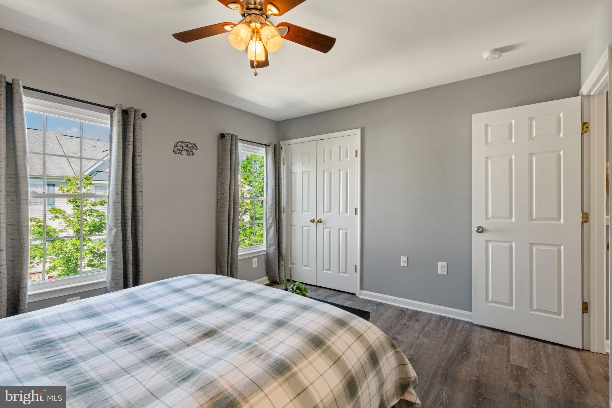 PARKSIDE AT DULLES - Residential