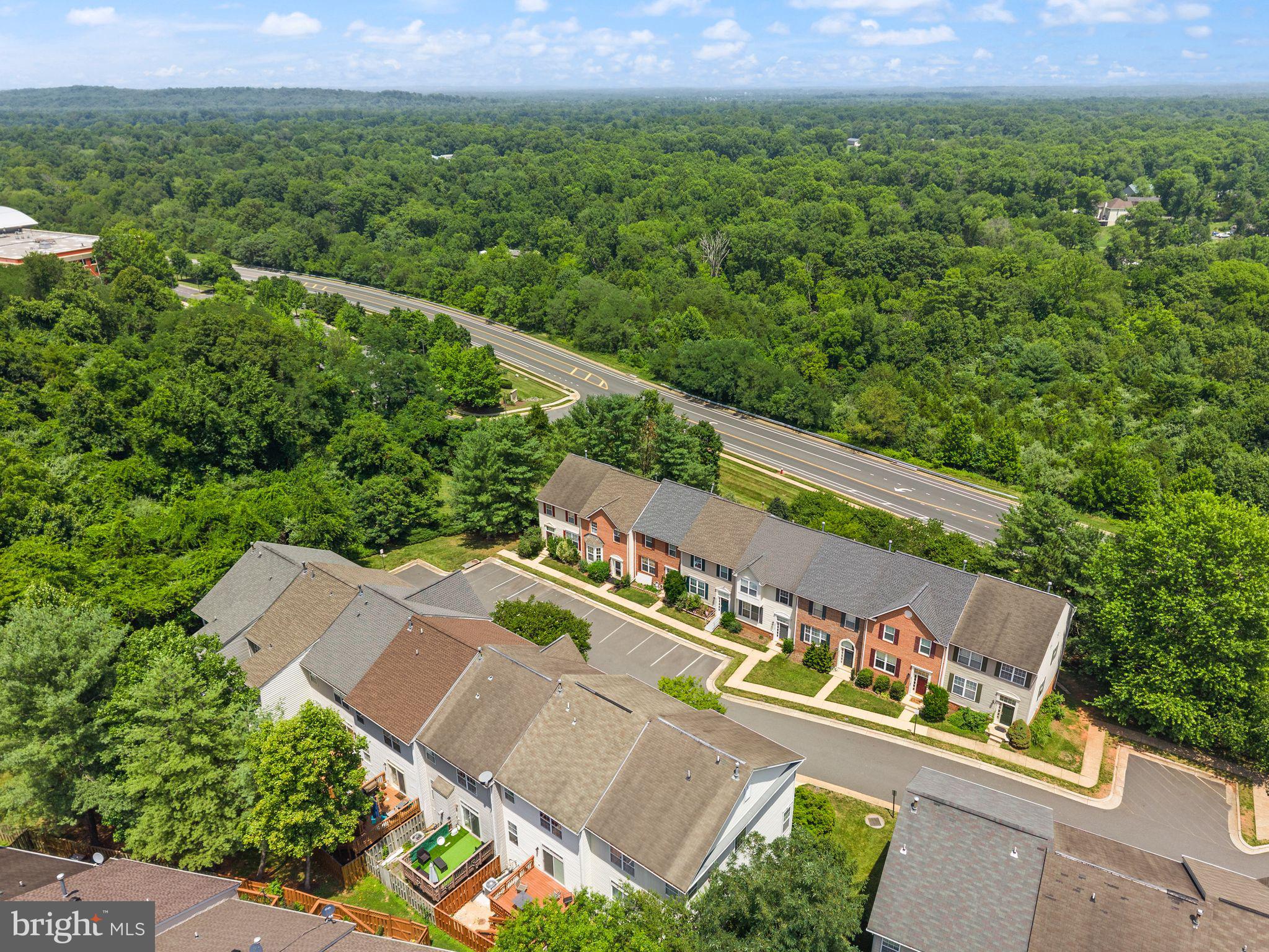 UNIVERSITY CENTER - Residential