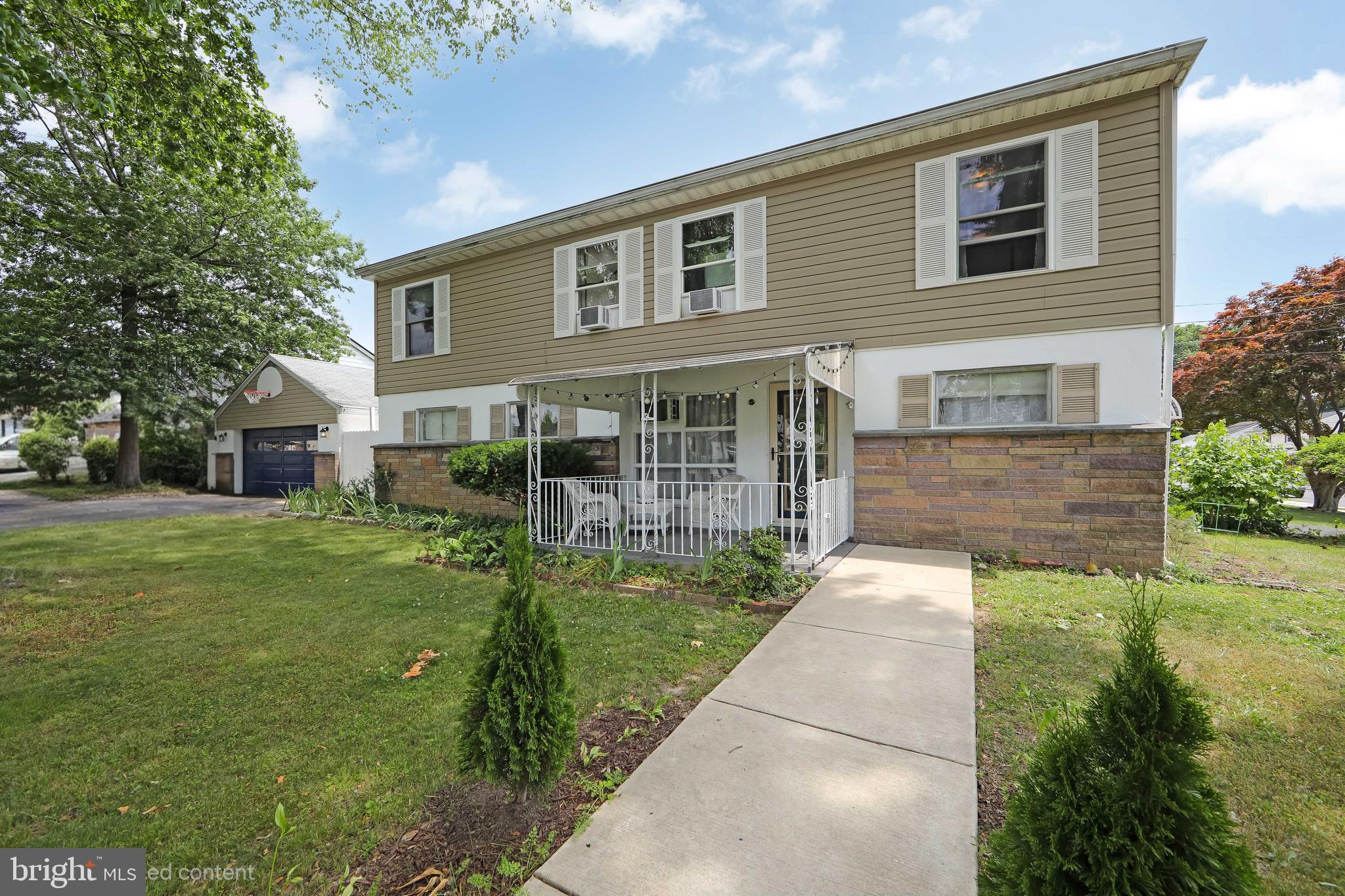 RIDLEY FARMS - Residential