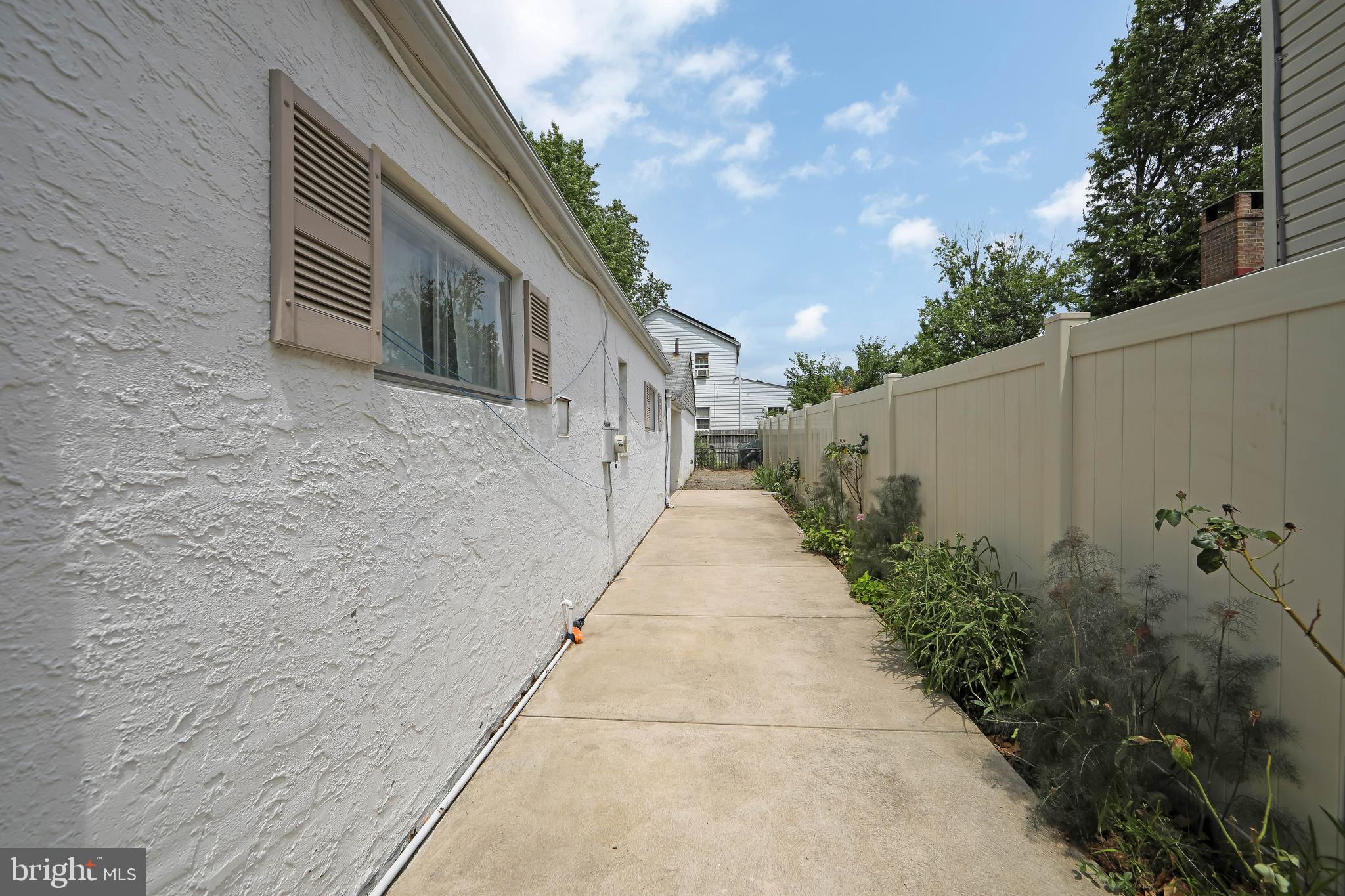 RIDLEY FARMS - Residential