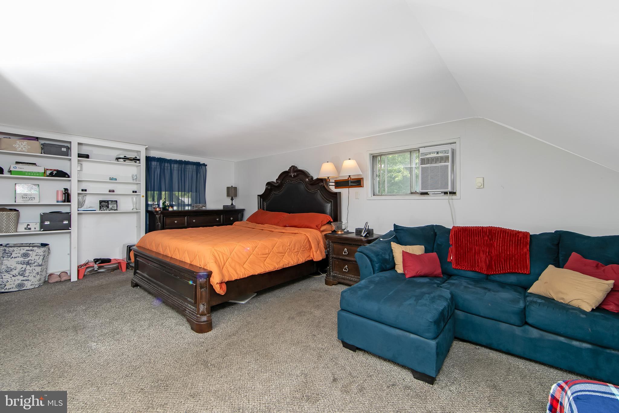 RIDLEY FARMS - Residential