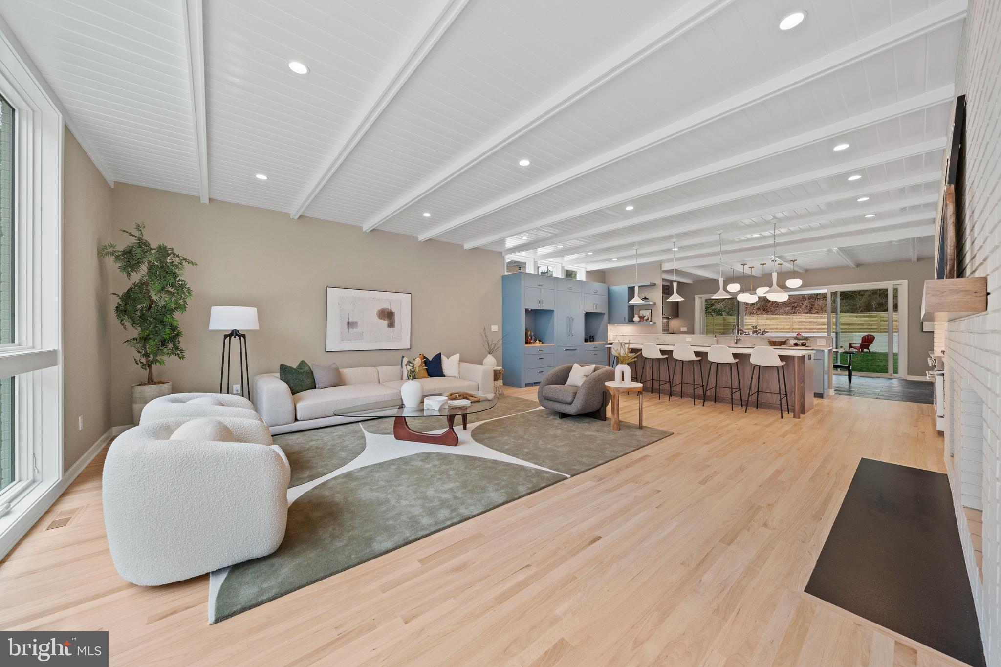 CHEVY CHASE - Residential
