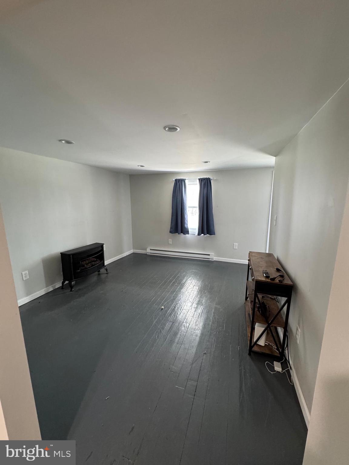 MONTGOMERY TWP - Residential