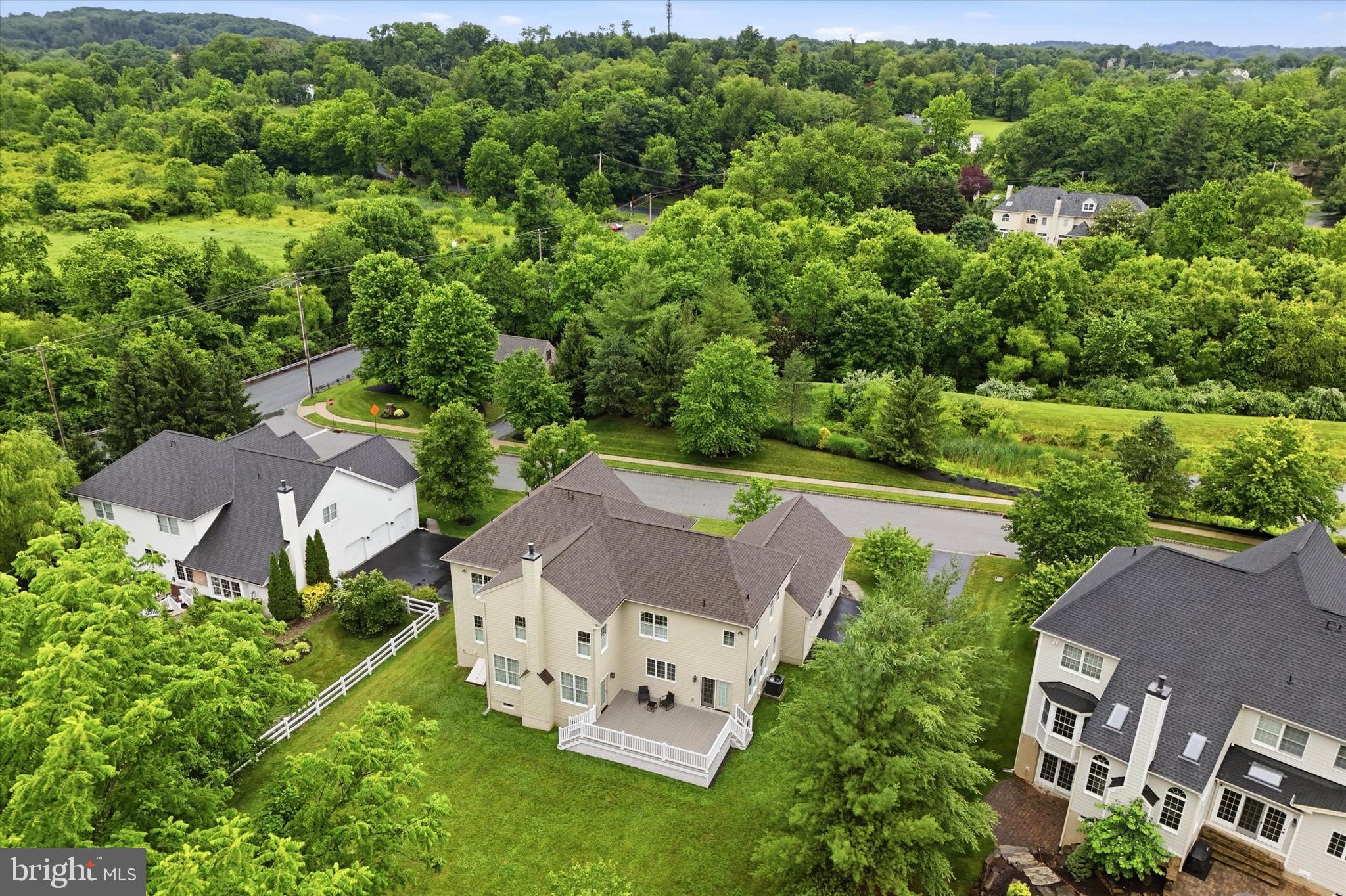 TALL TREES AT THOR - Residential