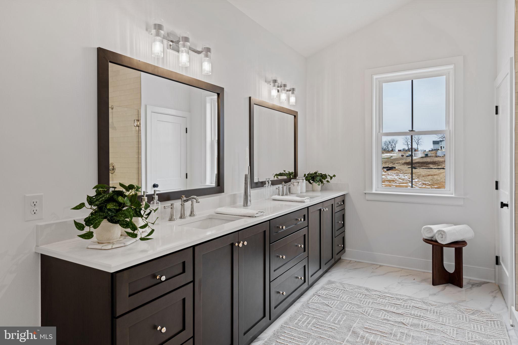 ESTATES AT STONECLIFF - Residential