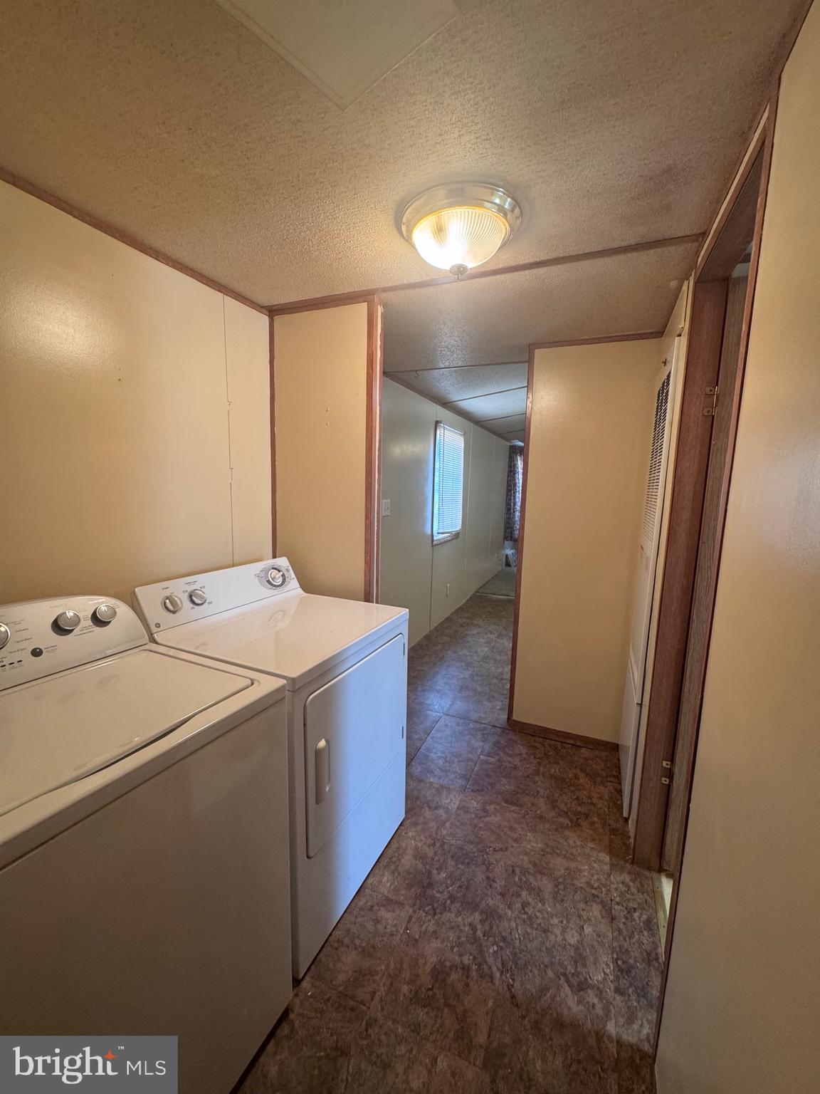 LISA LAKE MBH PARK - Residential