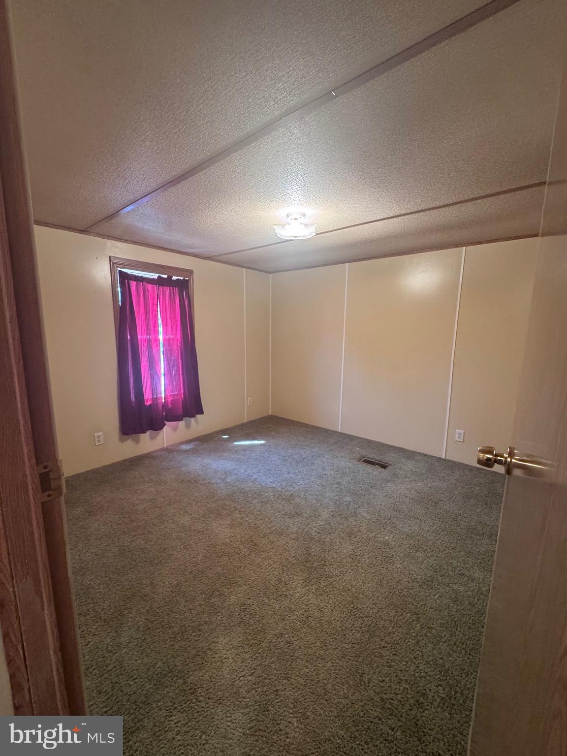 LISA LAKE MBH PARK - Residential