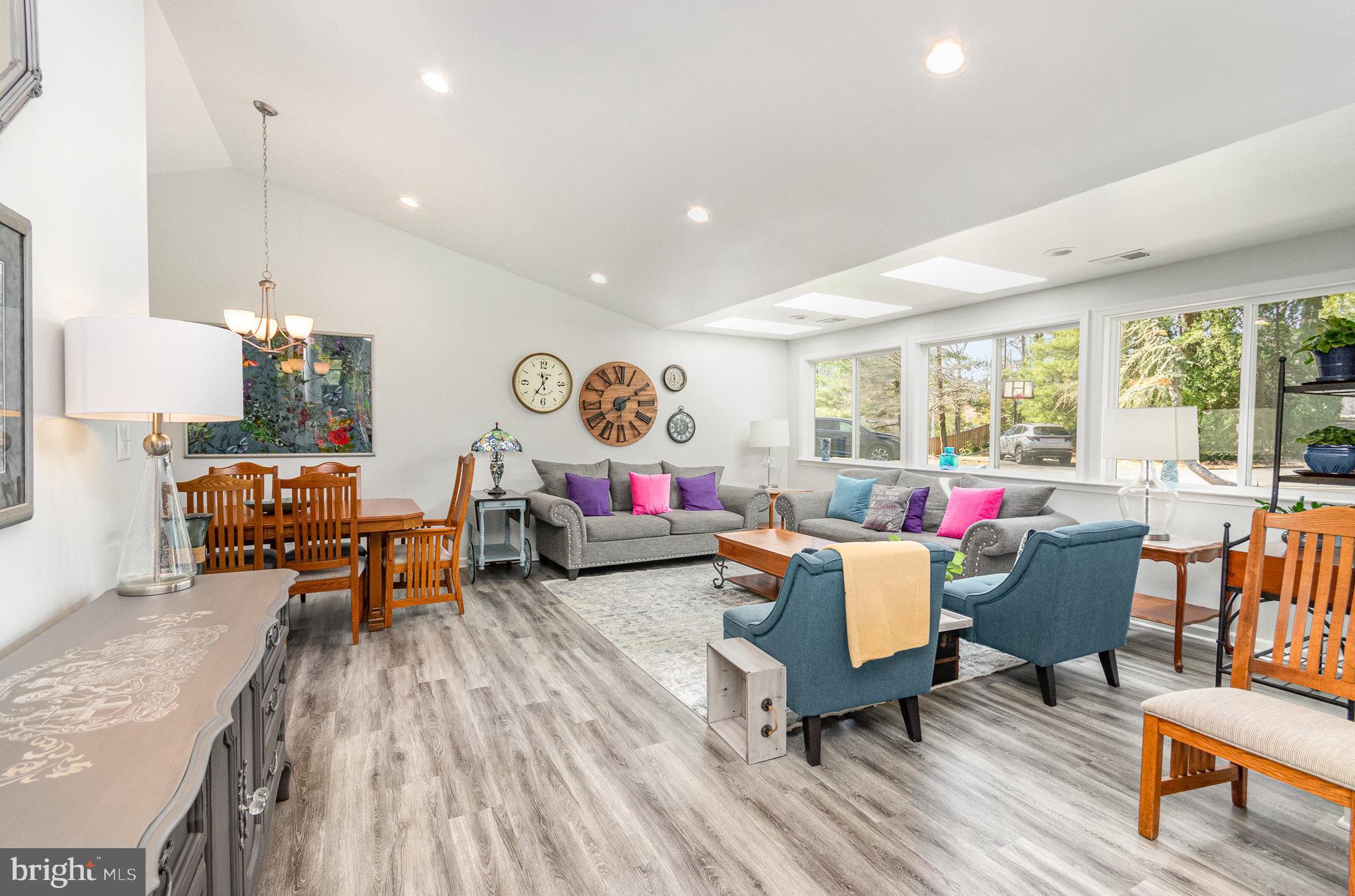 LAKEWOOD HILLS - Residential