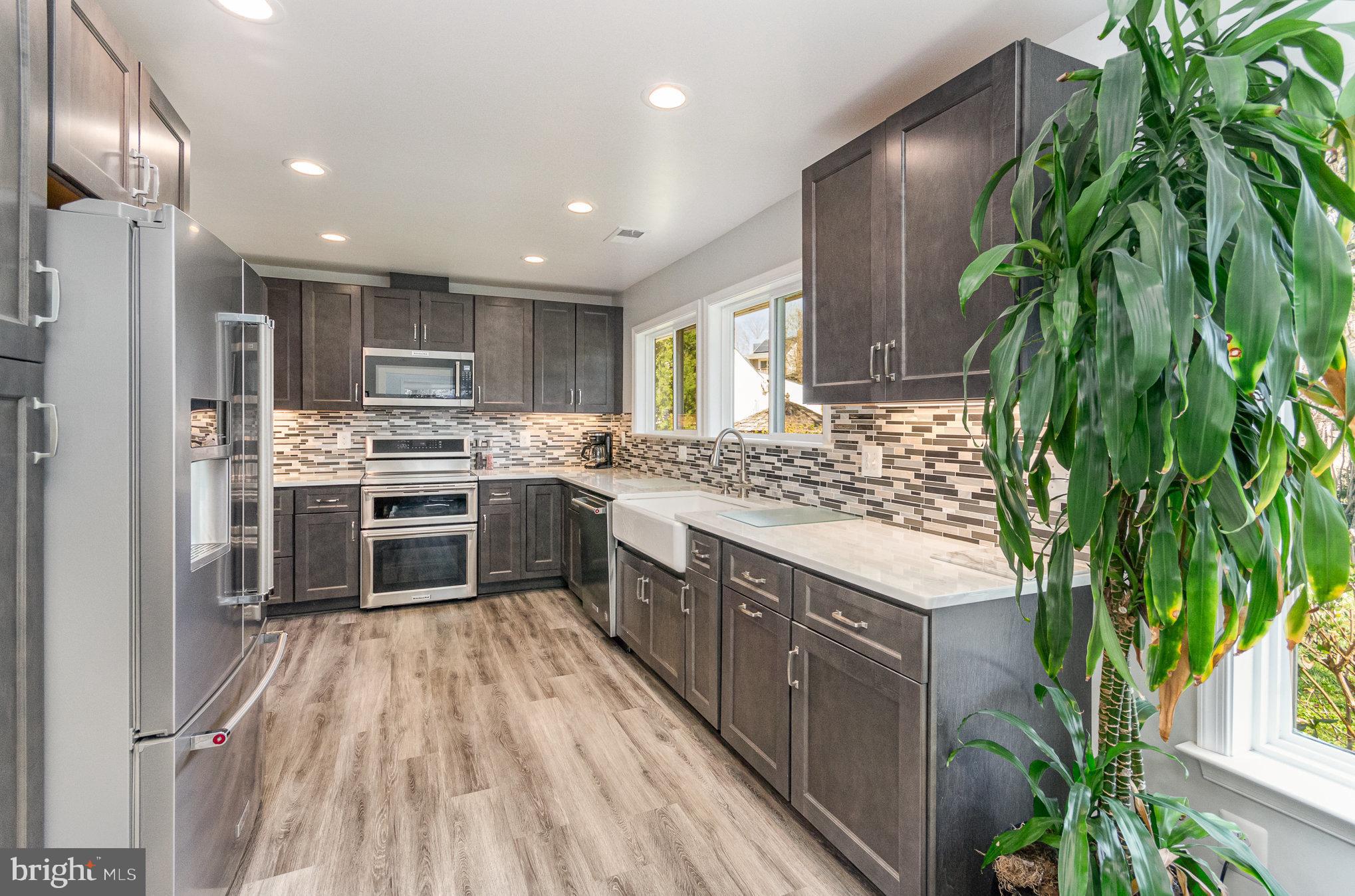 LAKEWOOD HILLS - Residential