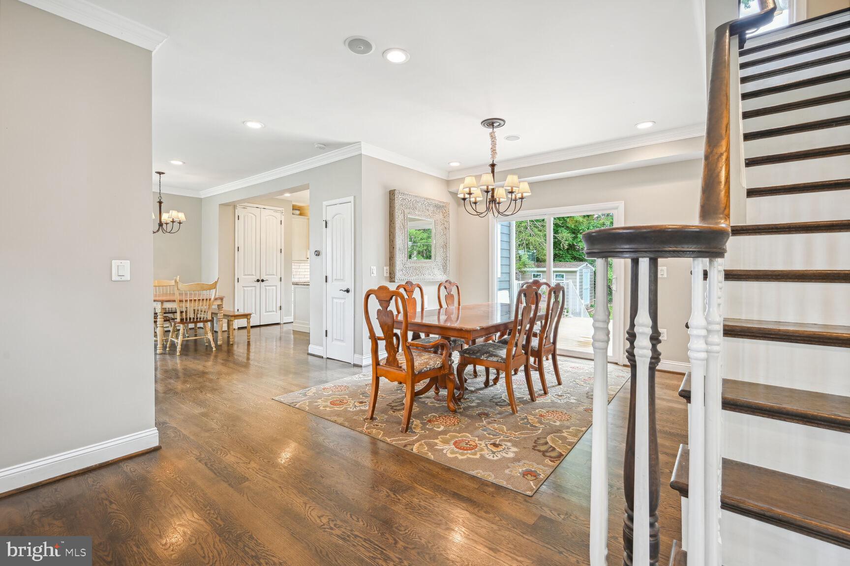 HILLSIDE MANOR - Residential