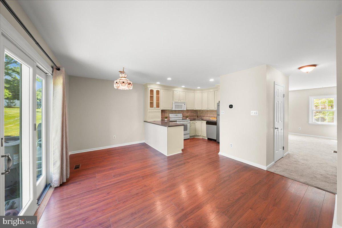SPRINGHILL FARM - Residential