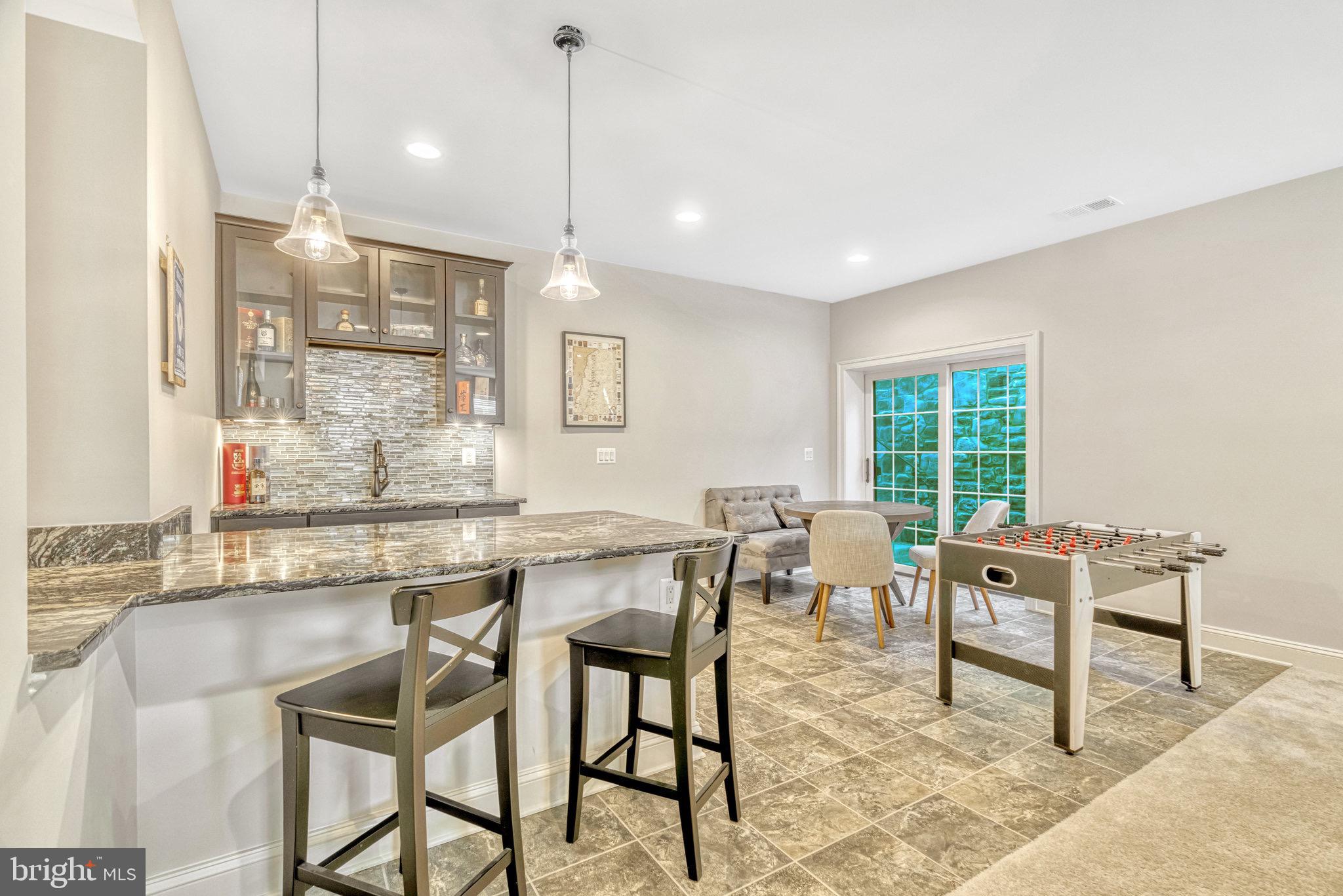 VIENNA GROVE - Residential