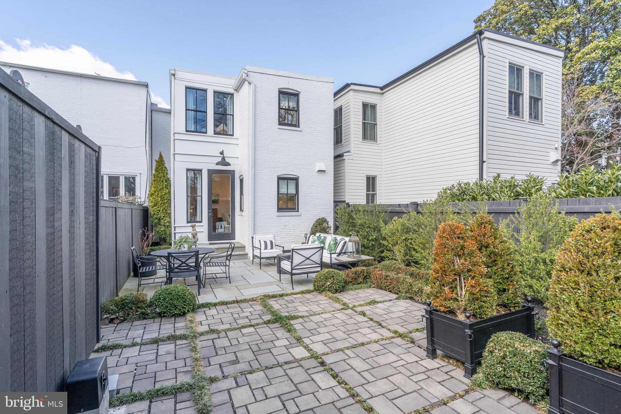 GEORGETOWN - Residential