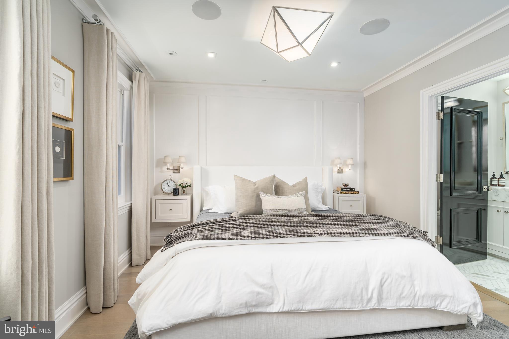GEORGETOWN - Residential