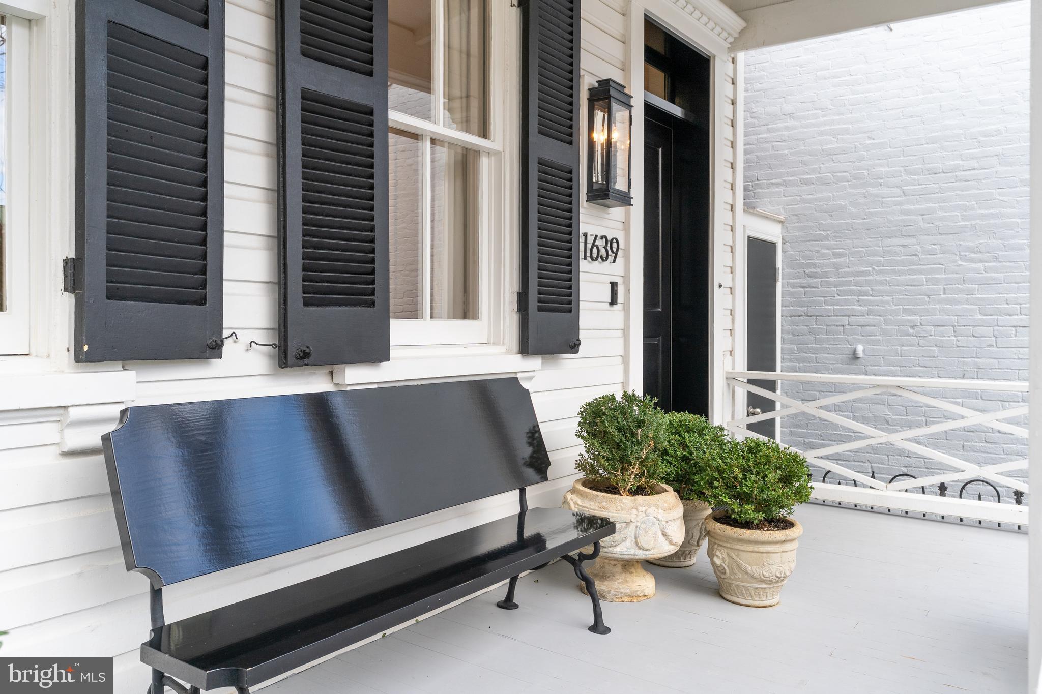 GEORGETOWN - Residential